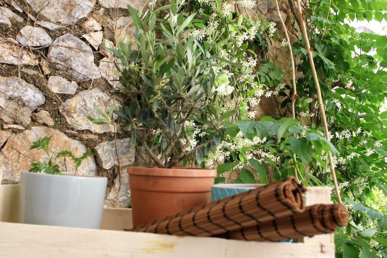 75 Sq.M. Apt In The Heart Of Athens - Renovated Apartment Exterior foto